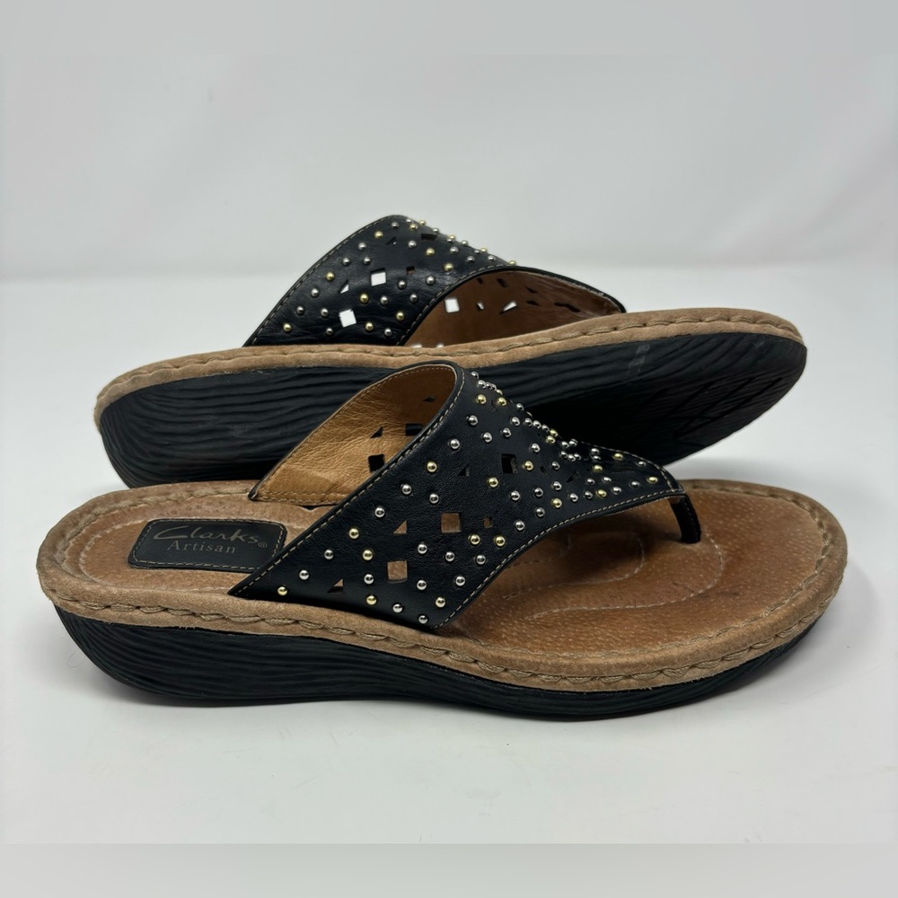 Clarks Artisan Womens Sandals Black Leather Studded Confort Wedge Thongs Size 8